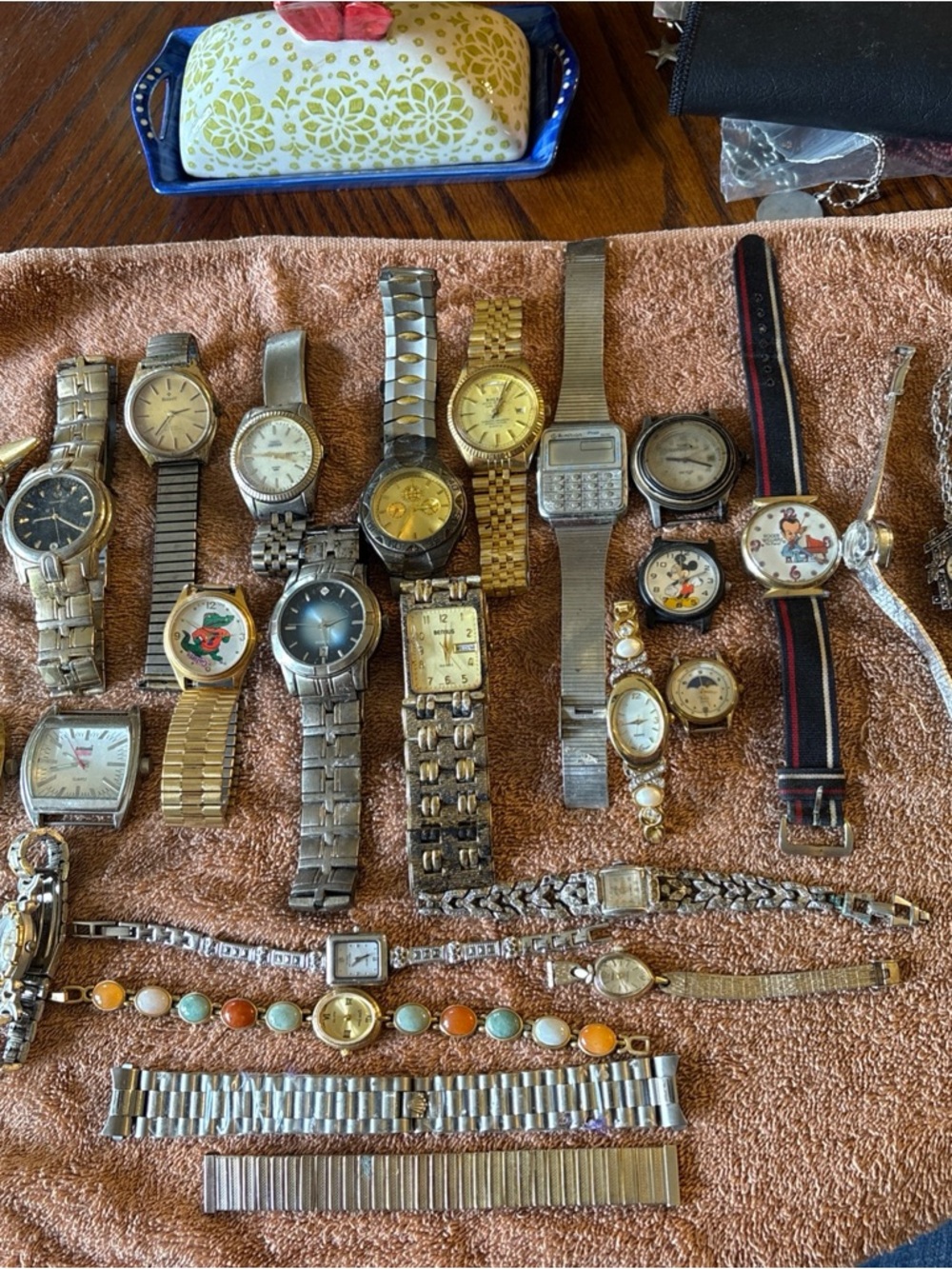 Mixed Lot of Vintage Wristwatches - Gold & Silver Tones